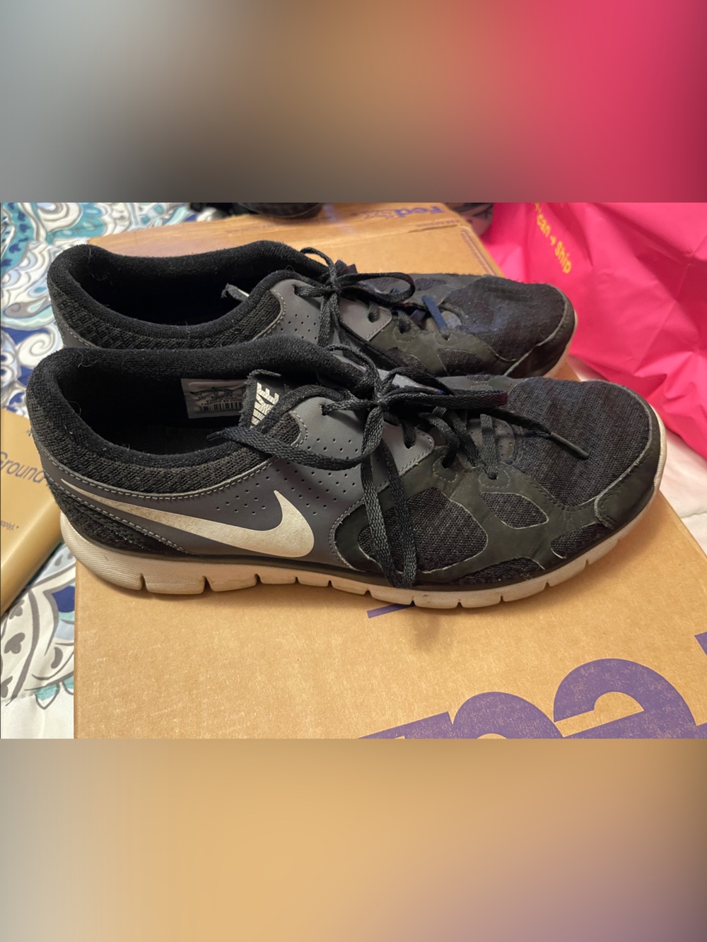 Nike Black and Gray Men's Low-Profile Training Sneakers